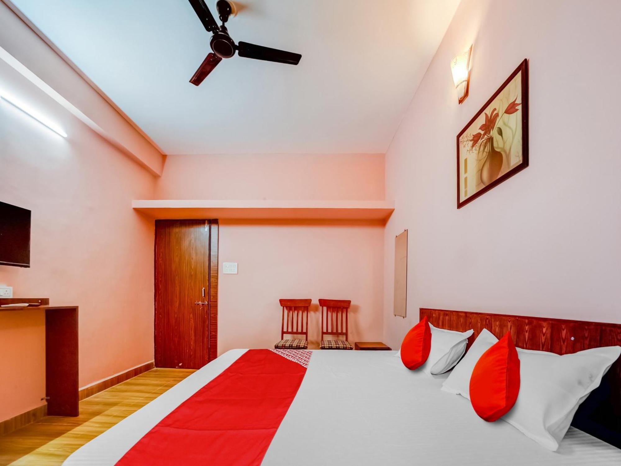 בהופאל Hotel O Crown Square מראה חיצוני תמונה